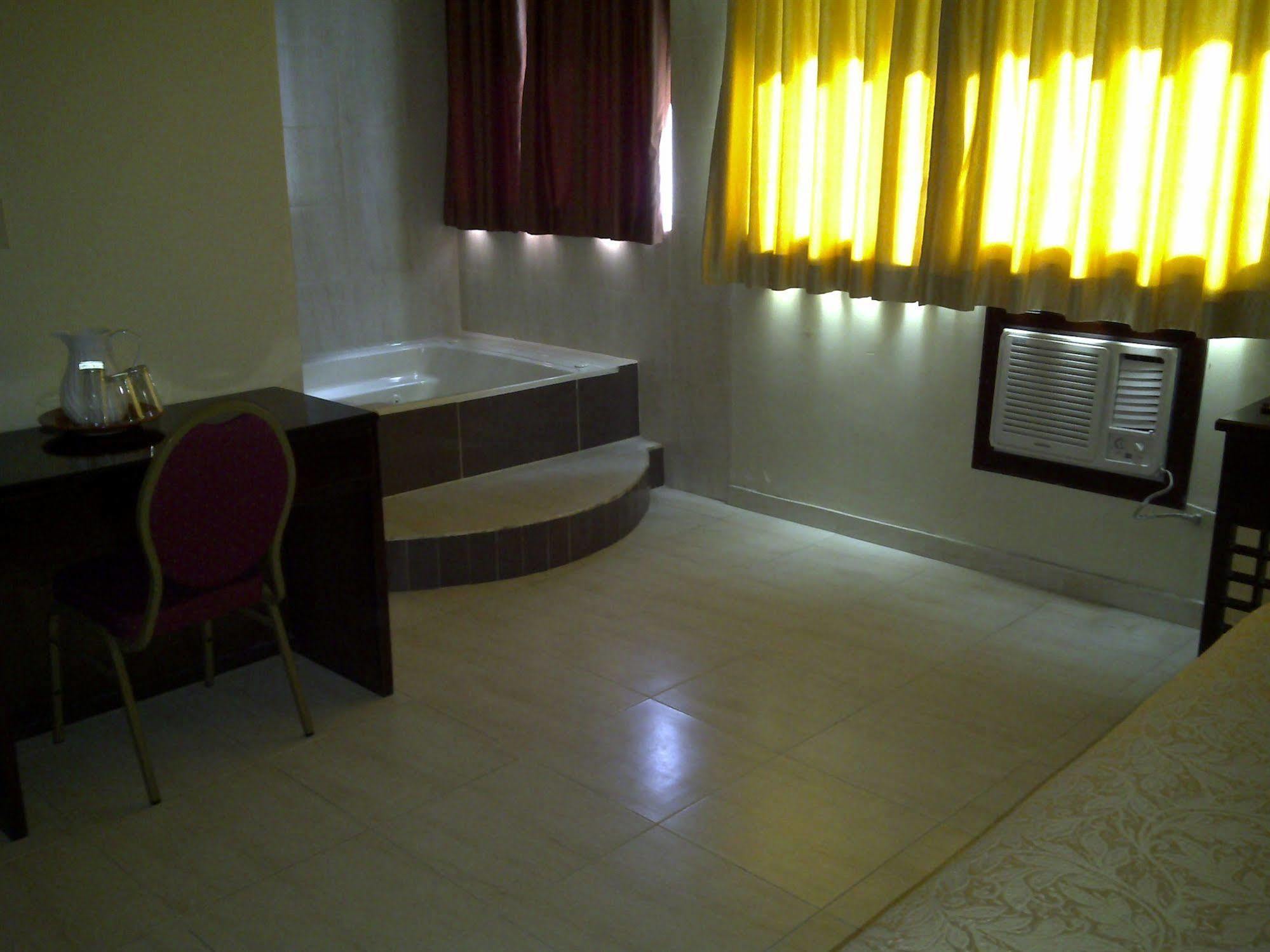 Hotel Bahia Suites Panama City Luaran gambar